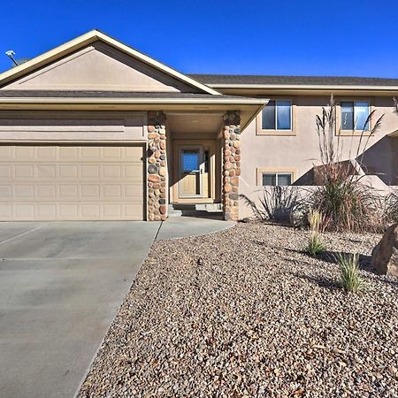 Pet-Friendly Grand Junction Townhome With Yard! Exterior foto