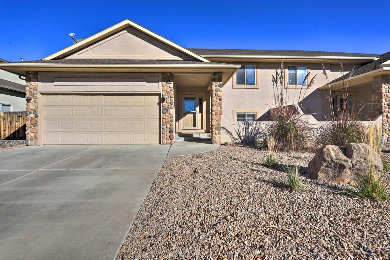 Pet-Friendly Grand Junction Townhome With Yard! Exterior foto