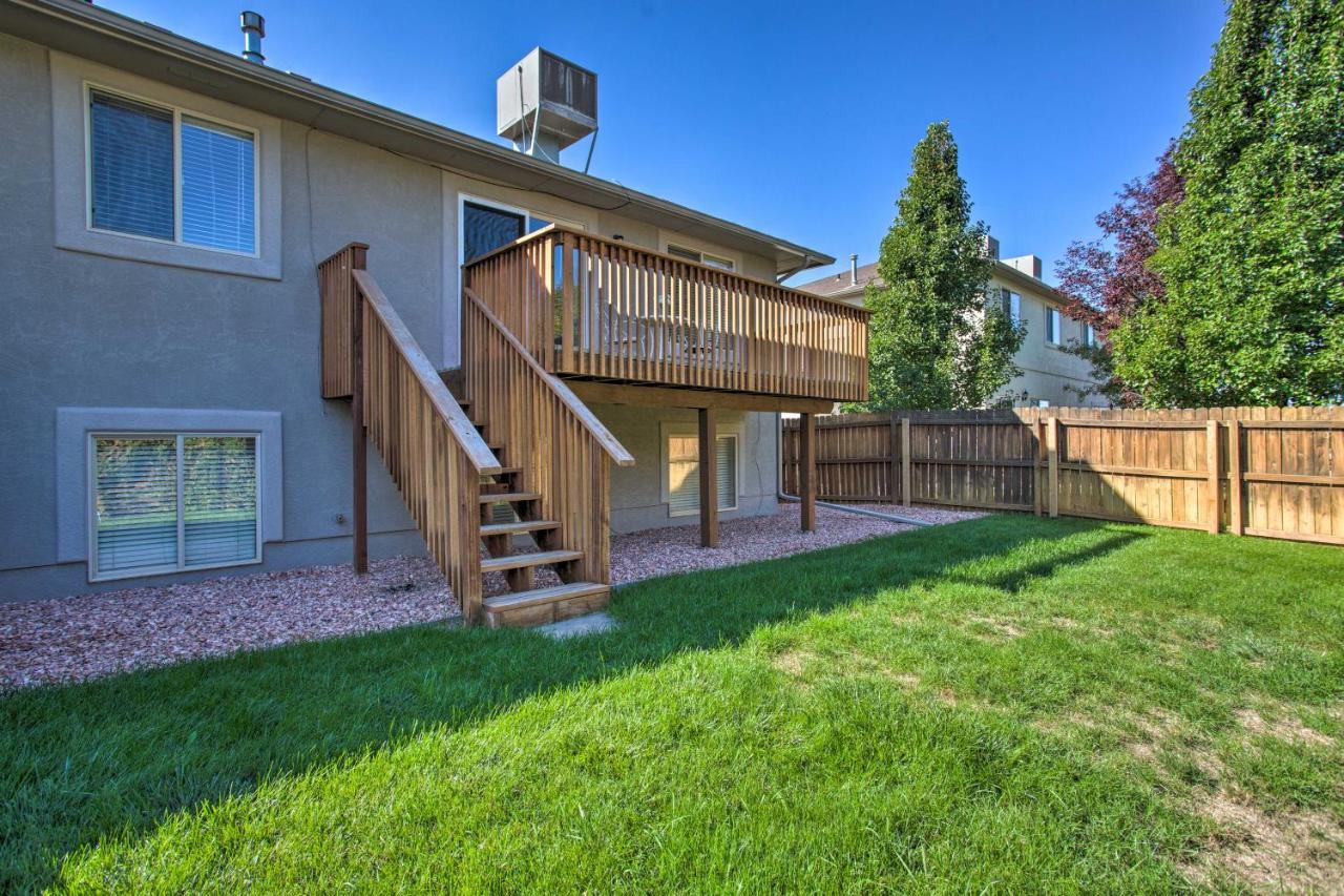 Pet-Friendly Grand Junction Townhome With Yard! Exterior foto