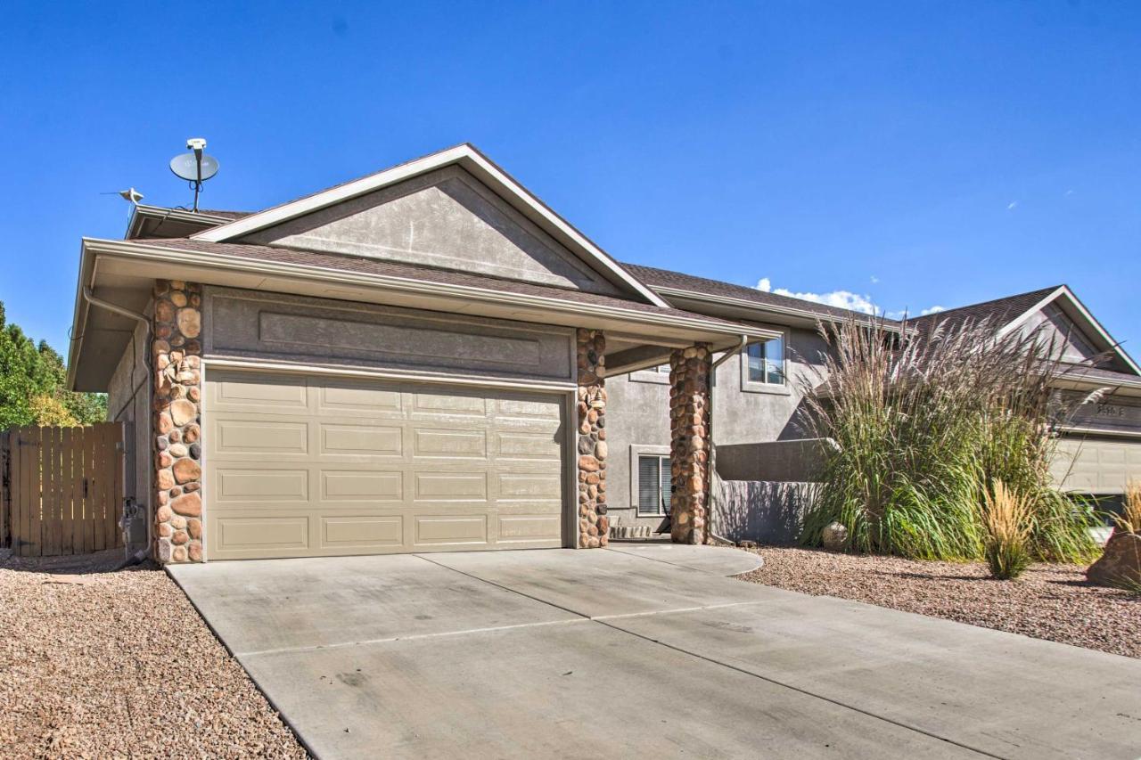 Pet-Friendly Grand Junction Townhome With Yard! Exterior foto